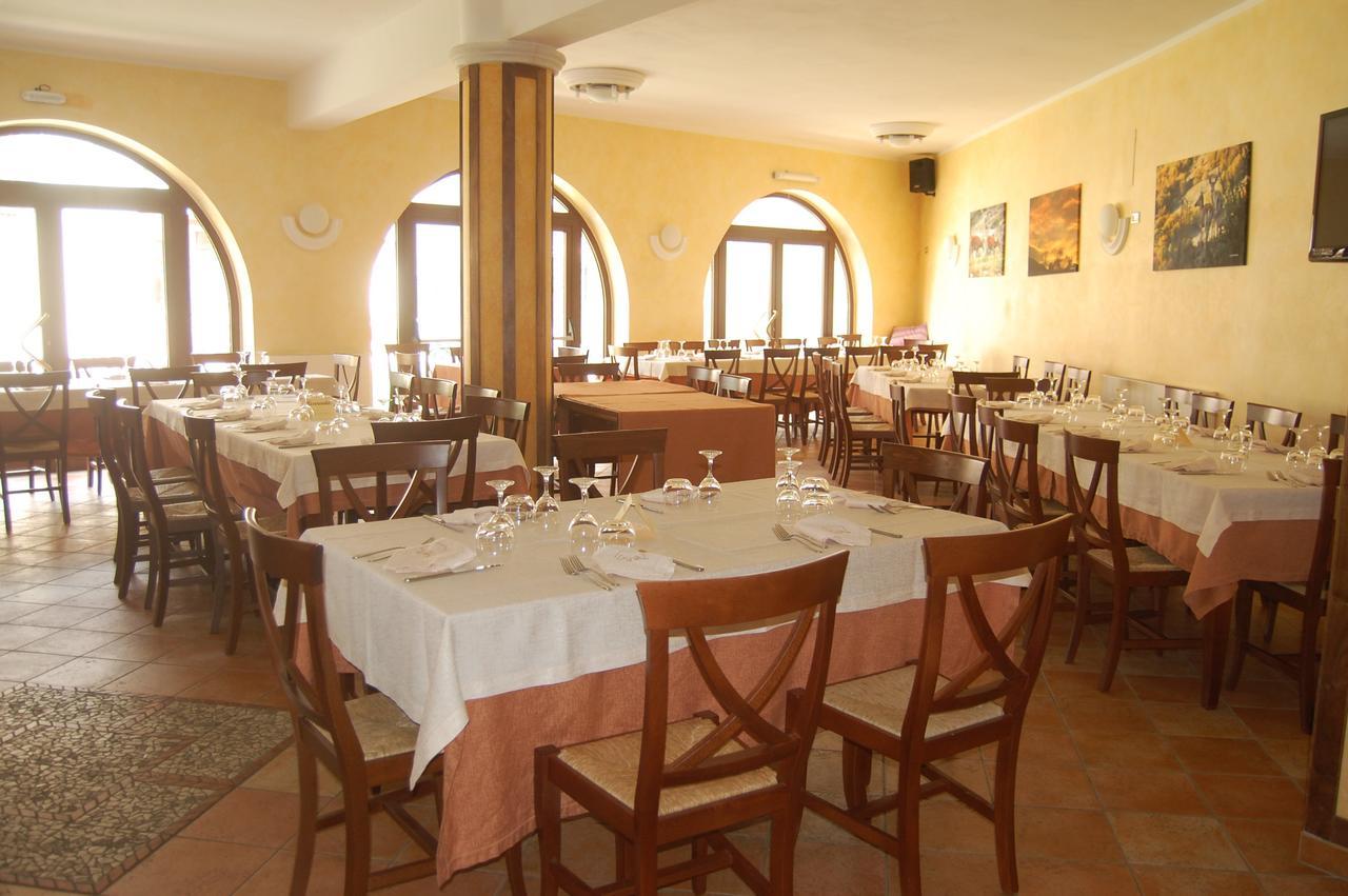 B&B La Tana Dell'Orso Villalago Buitenkant foto