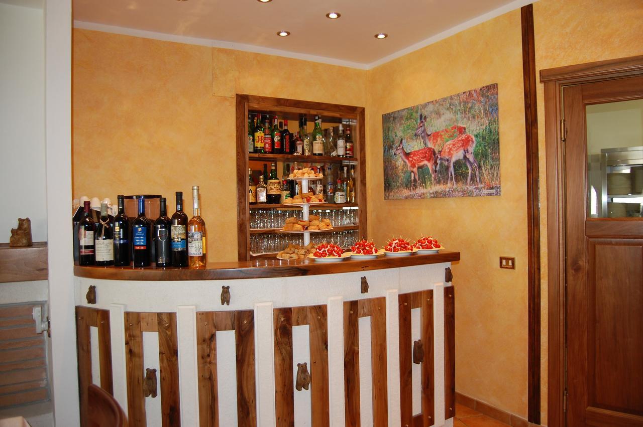 B&B La Tana Dell'Orso Villalago Buitenkant foto