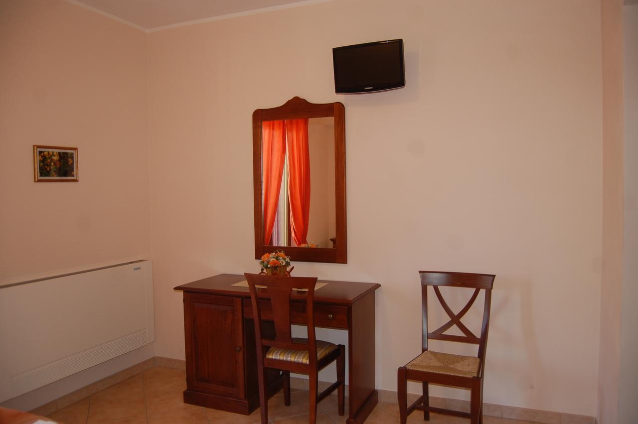 B&B La Tana Dell'Orso Villalago Buitenkant foto